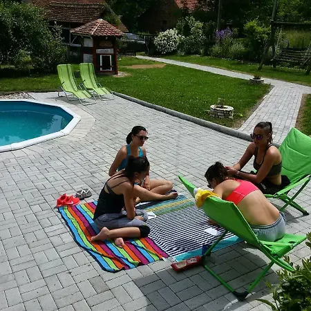 Εξοχικό σπίτι Country House Lozanjska Terasa Lozanj